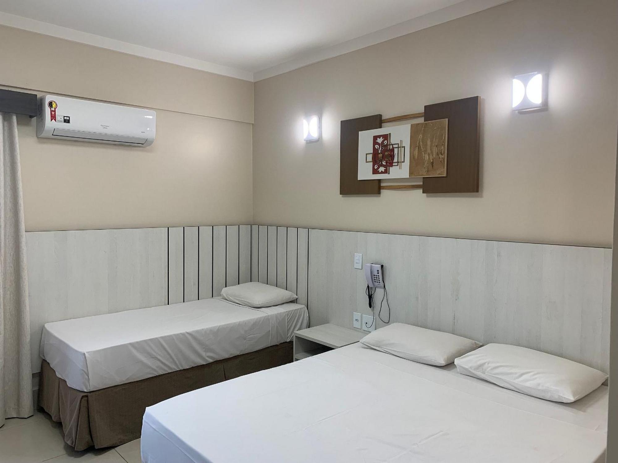 Hotel Spazzio Diroma Cafe Da Manha E Acesso Ao Acqua Park Caldas Novas Eksteriør bilde